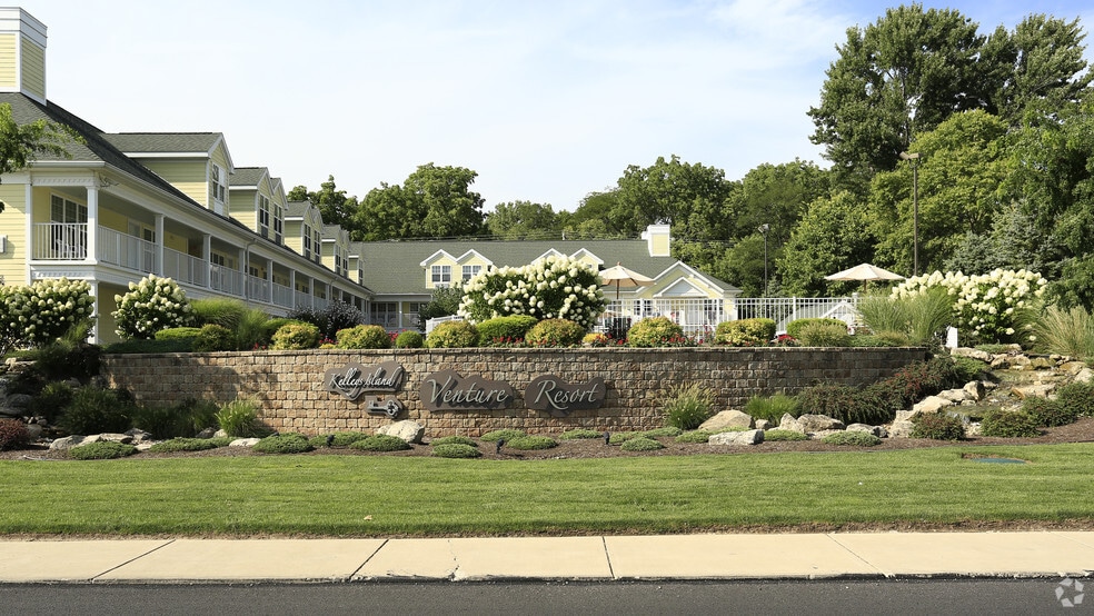 441 W Lakeshore Dr, Kelleys Island, OH for sale - Other - Image 3 of 6