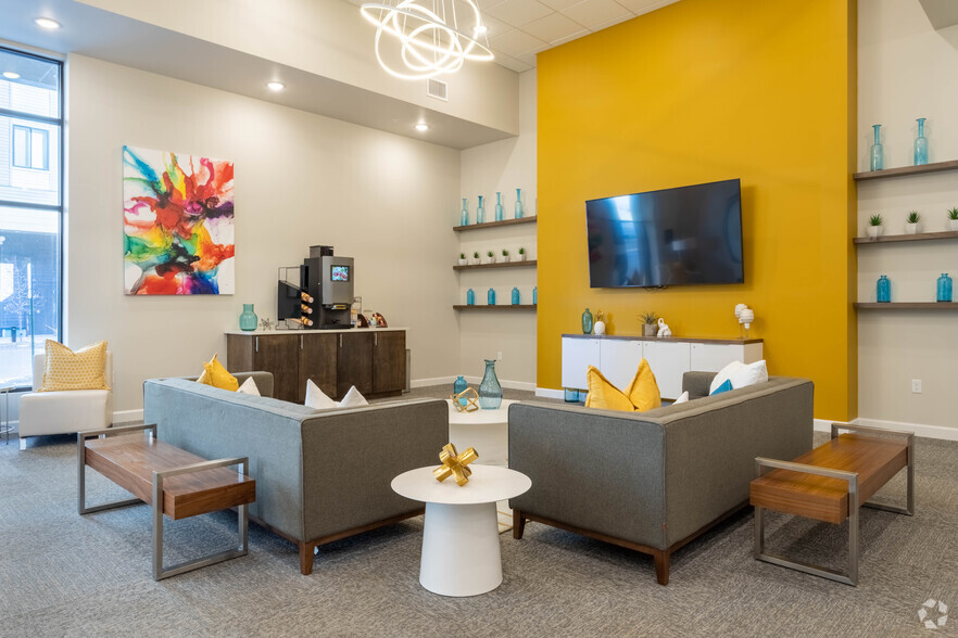 2401 48th St, Lincoln, NE for lease - Interior Photo - Image 3 of 29