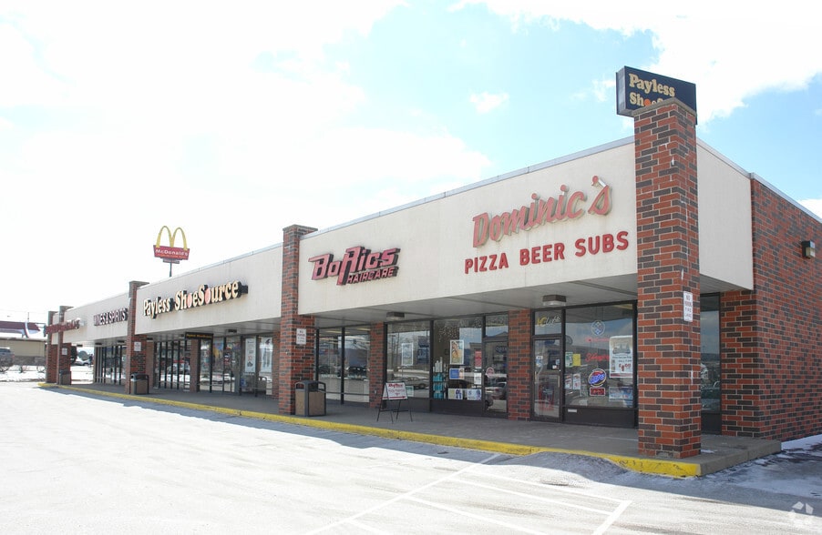 B Countryside Plz, Mount Pleasant, PA for lease - Building Photo - Image 2 of 3