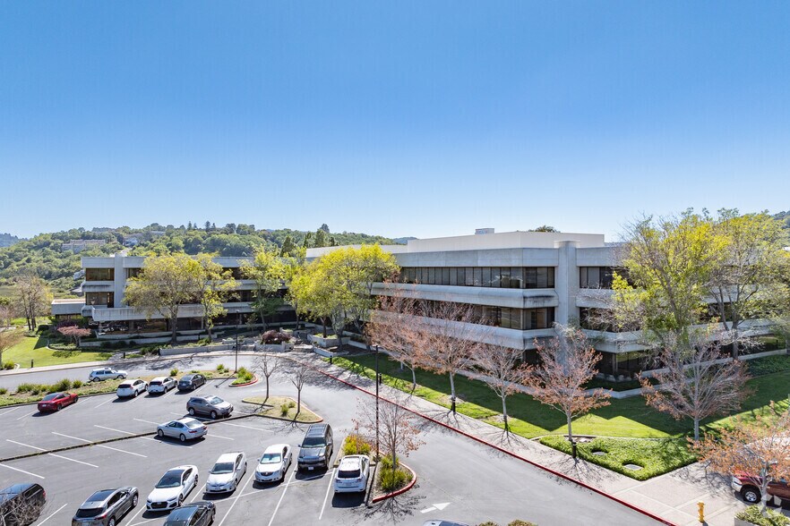 200 Smith Ranch Rd, San Rafael, CA for lease - Building Photo - Image 1 of 7