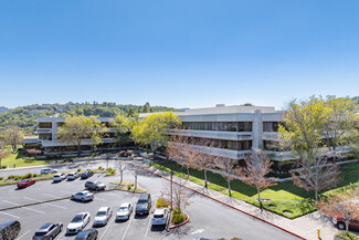 Plus de détails pour 200 Smith Ranch Rd, San Rafael, CA - Bureau à louer