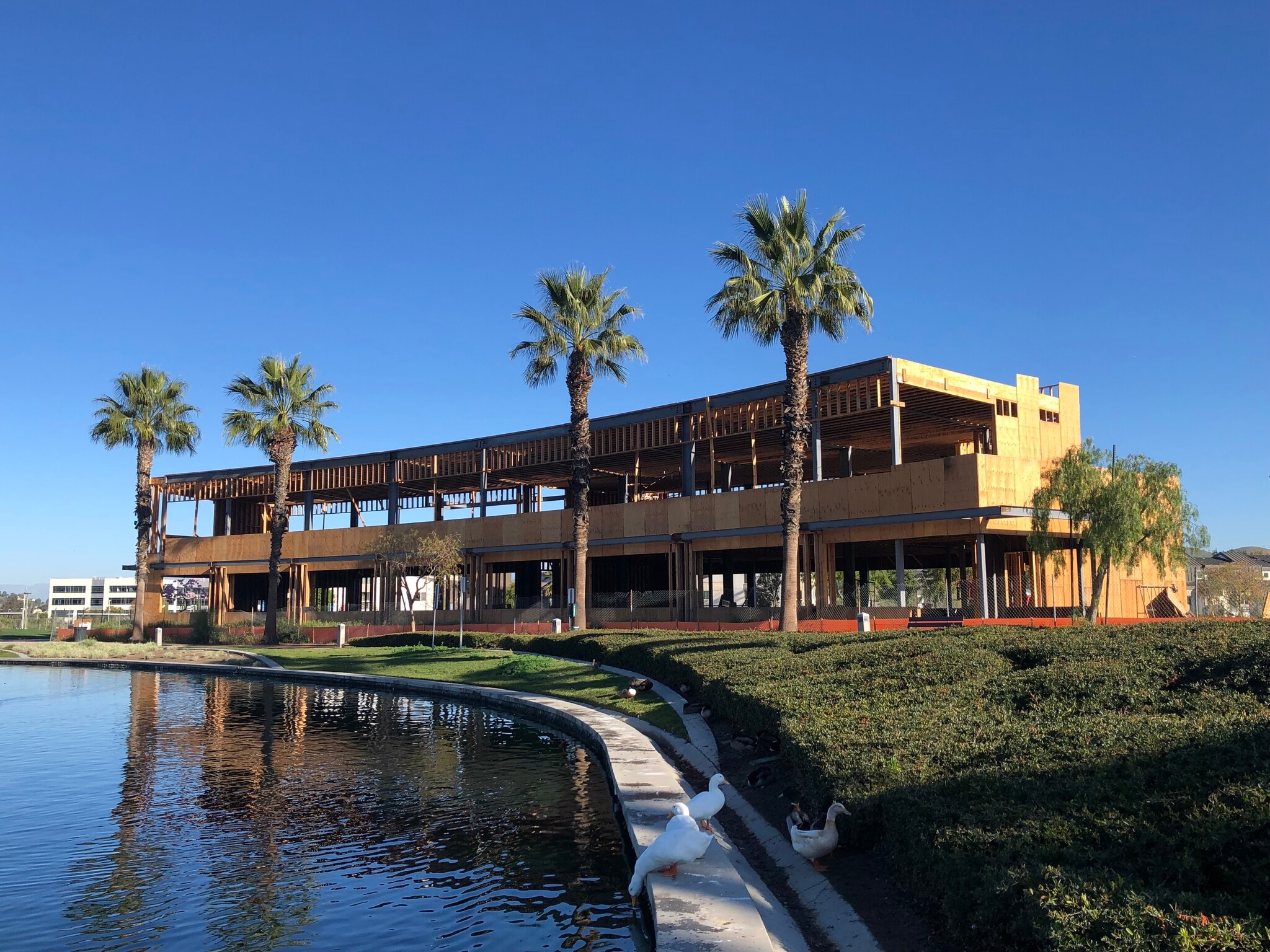 2794 Pronio Cir, Corona, CA for lease Primary Photo- Image 1 of 12