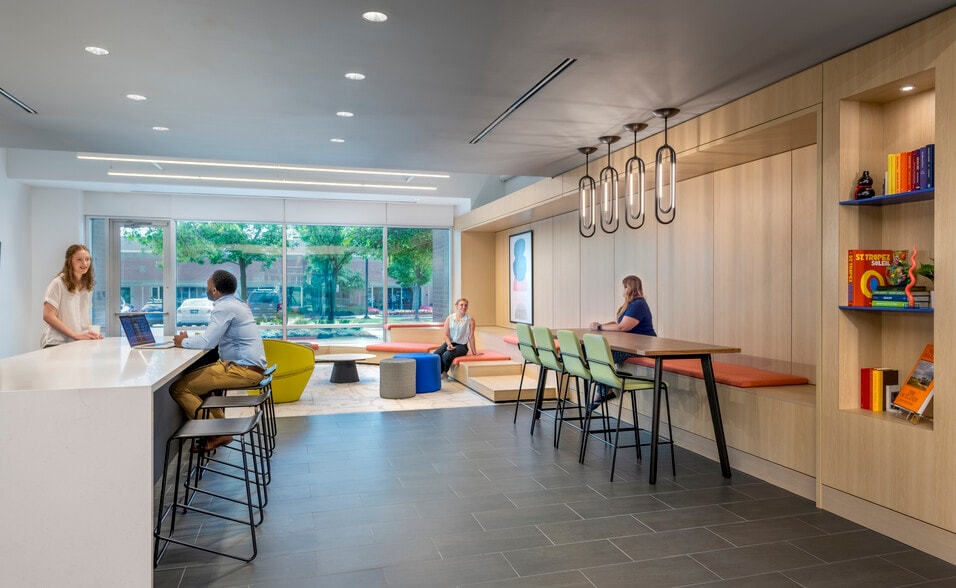 7067 Columbia Gateway Dr, Columbia, MD for lease - Interior Photo - Image 3 of 9