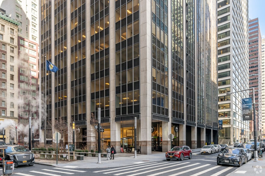 100 Wall St, New York, NY for lease - Building Photo - Image 3 of 5