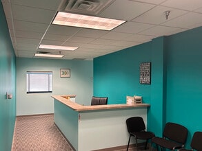 2780 Snelling Ave N, Roseville, MN à louer Photo du bâtiment- Image 2 de 6