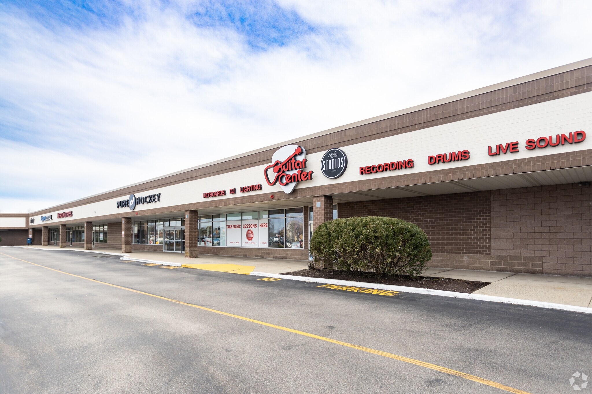 1600 Woodbury Ave, Portsmouth, NH à louer Photo principale- Image 1 de 6