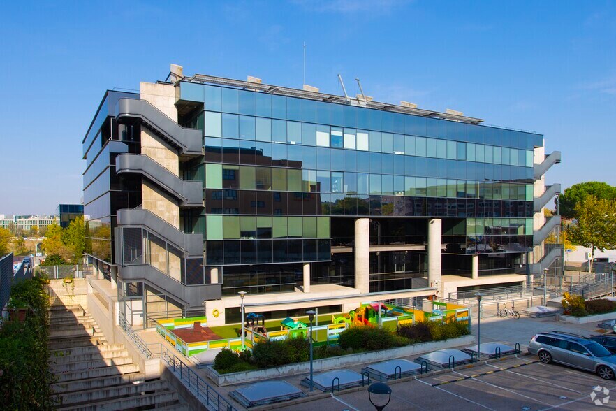 Avenida de Bruselas, 5, Alcobendas, Madrid à louer - Photo du bâtiment - Image 3 de 3