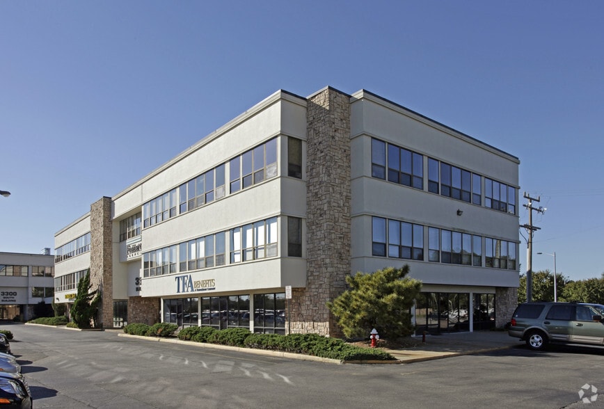 397 Little Neck Rd, Virginia Beach, VA à louer - Photo du bâtiment - Image 2 de 5