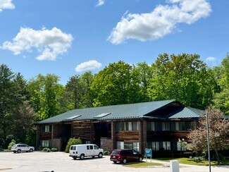 Plus de détails pour 1085 Route 4 E, Rutland, VT - Bureau à louer