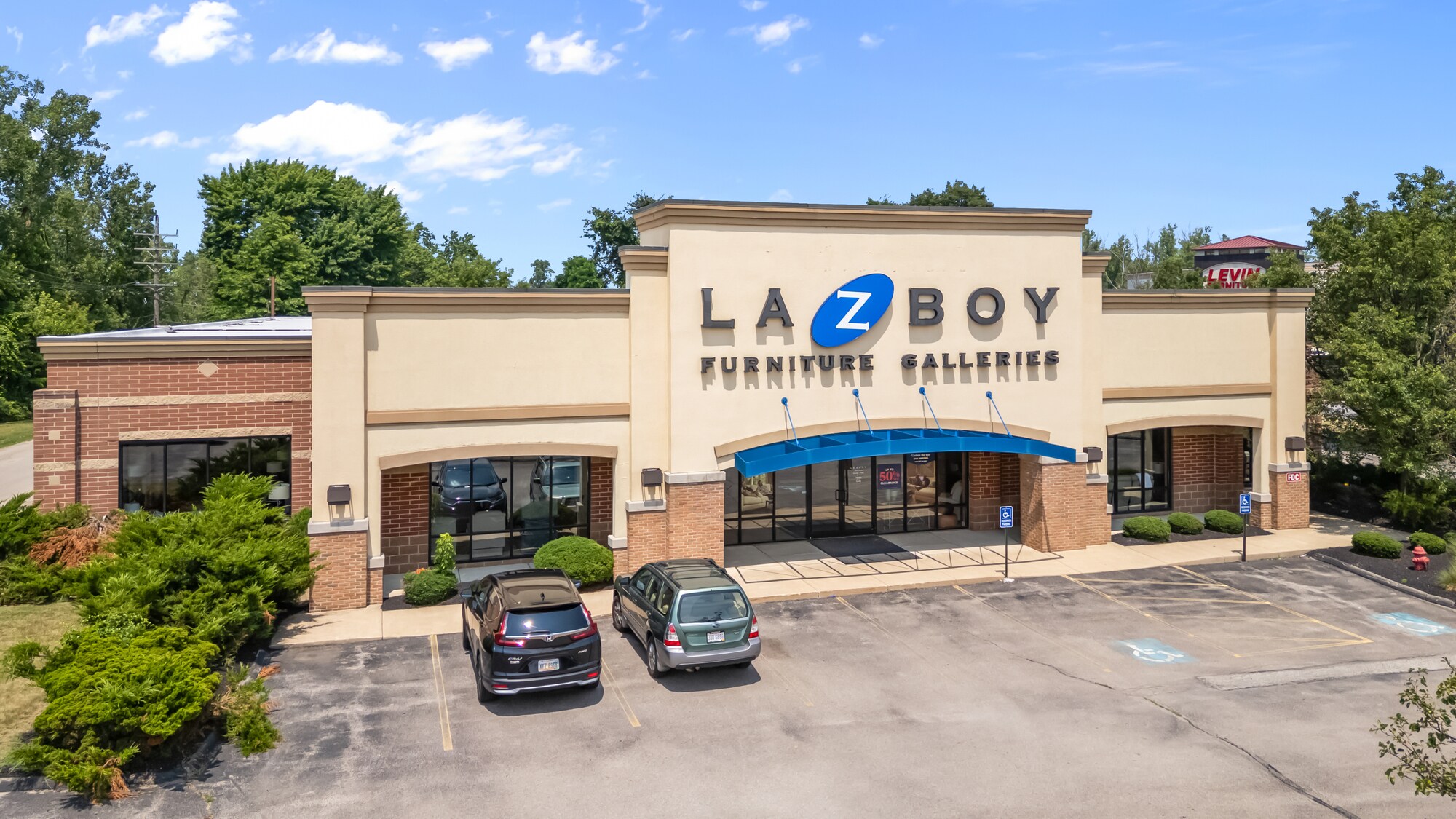 7793 Mentor Ave, Mentor, OH à vendre Photo du bâtiment- Image 1 de 8