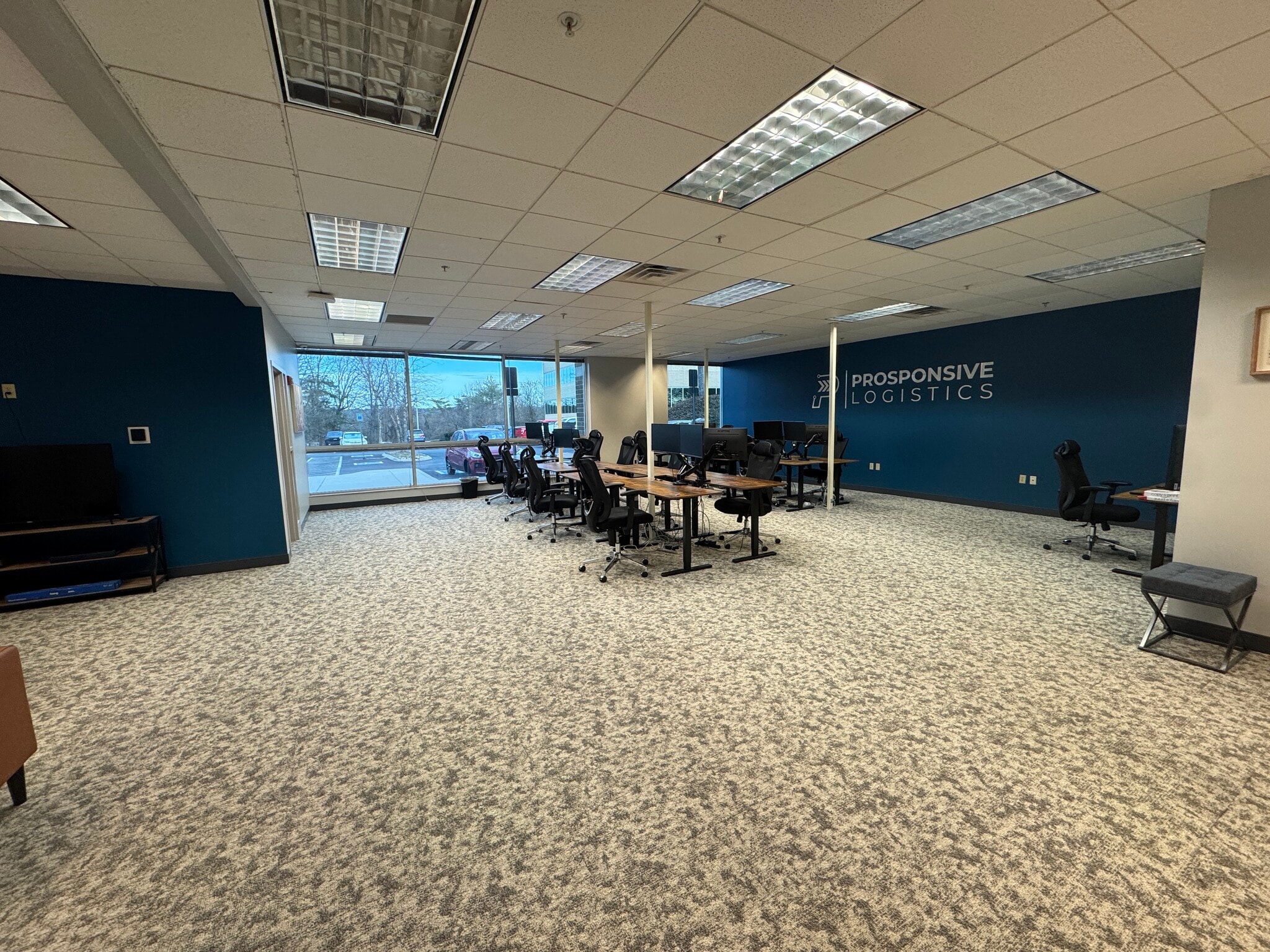 410 N Cedar Bluff Rd, Knoxville, TN à louer Photo intérieure- Image 1 de 10