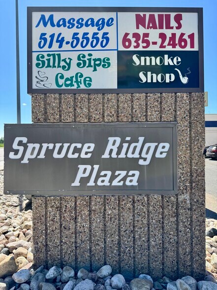 2206 Dell Range Blvd, Cheyenne, WY à vendre - Photo du bâtiment - Image 2 de 6