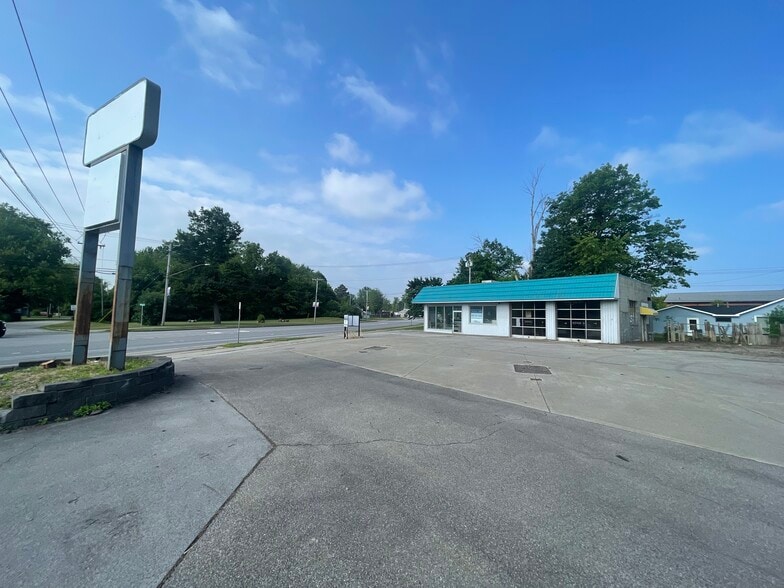 6790 Erie Rd, Derby, NY for lease - Building Photo - Image 2 of 4