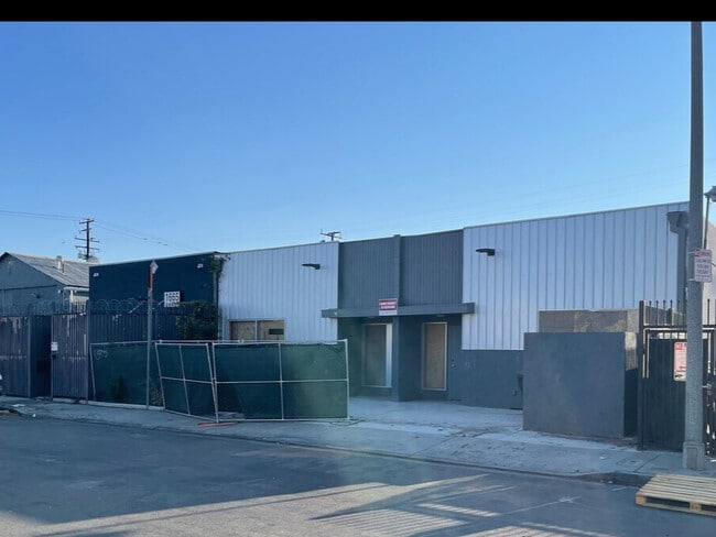 More details for 1667-1669 Cota Ave, Long Beach, CA - Industrial for Sale