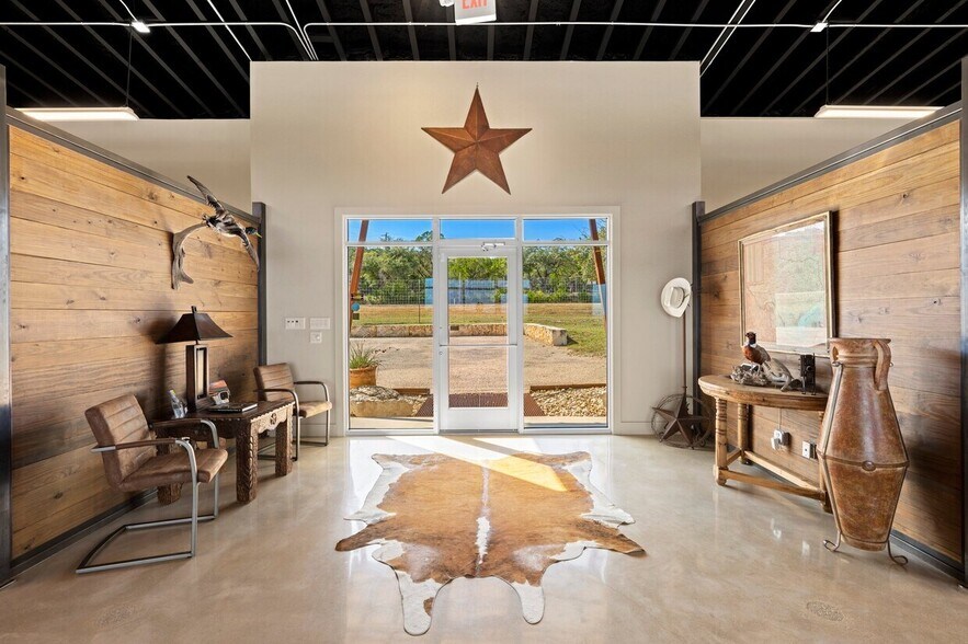 609 FM 289, Comfort, TX à vendre - Photo intérieure - Image 3 de 18