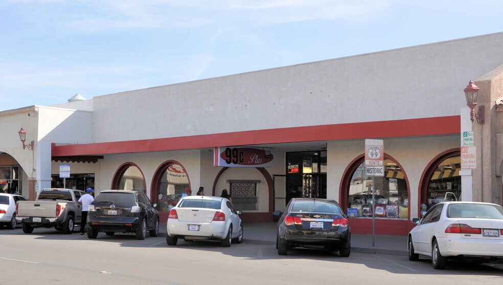 130 E 2nd St, Calexico, CA à vendre - Photo du bâtiment - Image 1 de 8