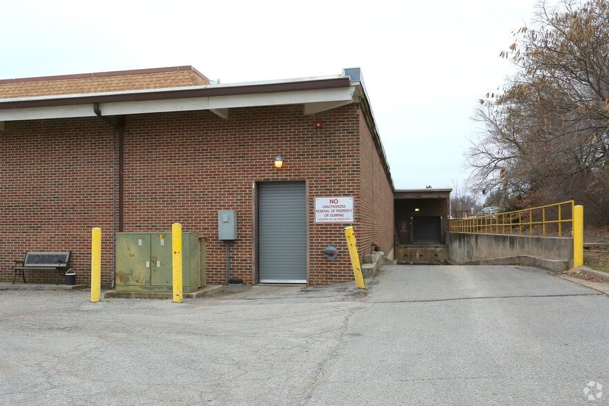 915 S Madison Blvd, Bartlesville, OK à vendre - Photo du bâtiment - Image 3 de 3
