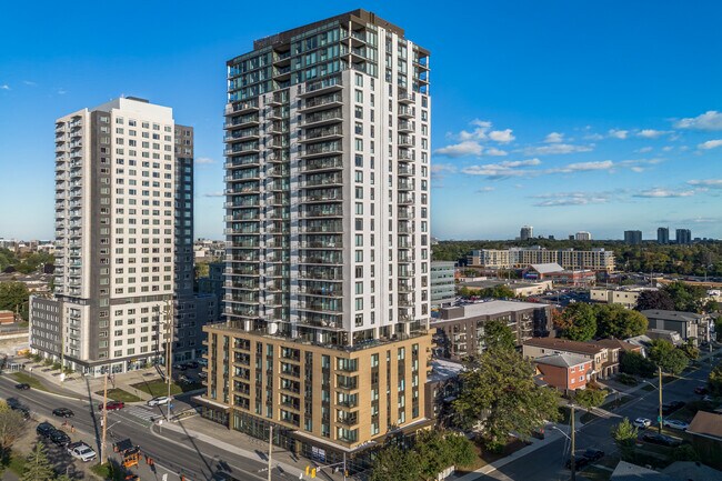 Plus de détails pour 300 McRae Av, Ottawa, ON - Commerce de détail à louer