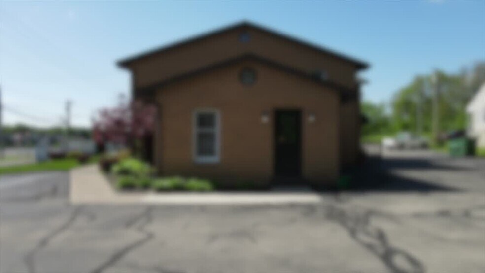 74 N Orange St, Xenia, OH à louer - Vidéo sur l’inscription commerciale - Image 2 de 40