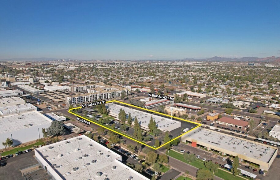 528 W 21st St, Tempe, AZ à vendre - Photo du bâtiment - Image 3 de 3