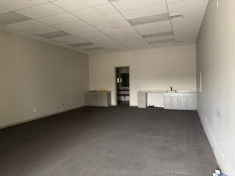 316 S Price Rd, Tempe, AZ for lease - Building Photo - Image 3 of 12