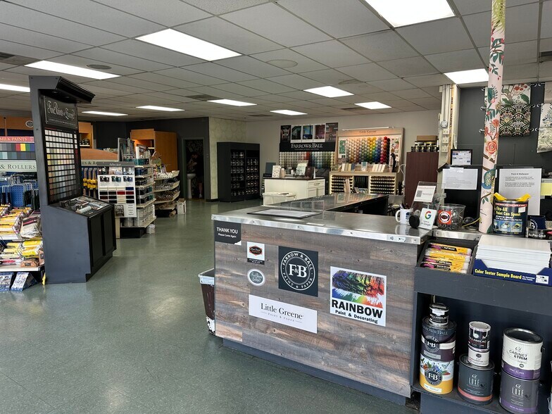 1446-1450 Montgomery Hwy, Vestavia Hls, Vestavia Hills, AL for lease - Building Photo - Image 3 of 11