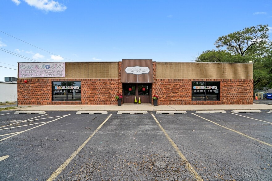 14721 Kilbourne Ave, Midlothian, IL for sale - Building Photo - Image 3 of 25
