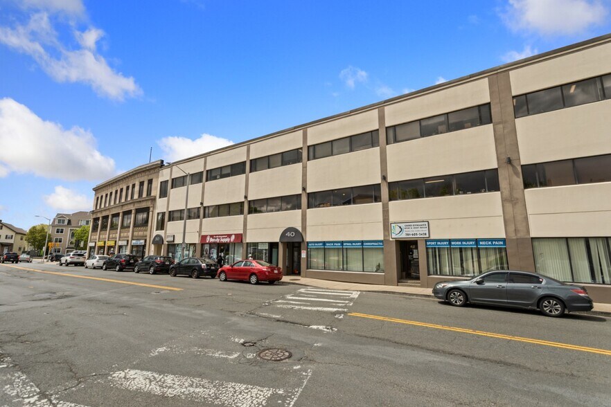 22-44 Eastern Ave, Malden, MA à louer - Photo du bâtiment - Image 3 de 22