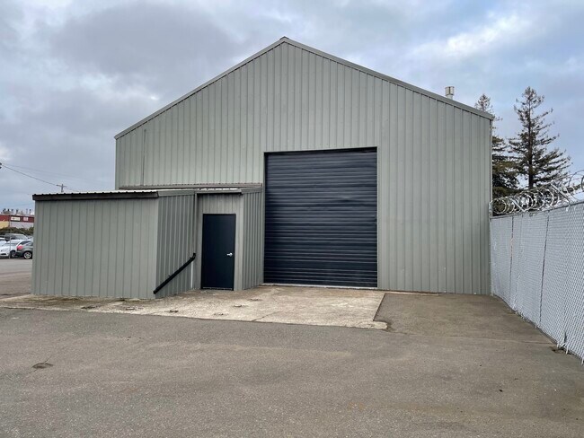 More details for 2990 Portland Rd NE, Salem, OR - Industrial for Lease