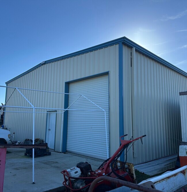 Plus de détails pour 6738 Greenbay Rd, Arbuckle, CA - Terrain à louer