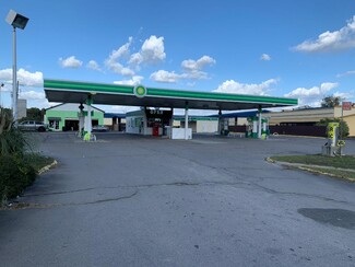 Plus de détails pour 2101 Cedar Creek Rd, Fayetteville, NC - Vente au détail à vendre