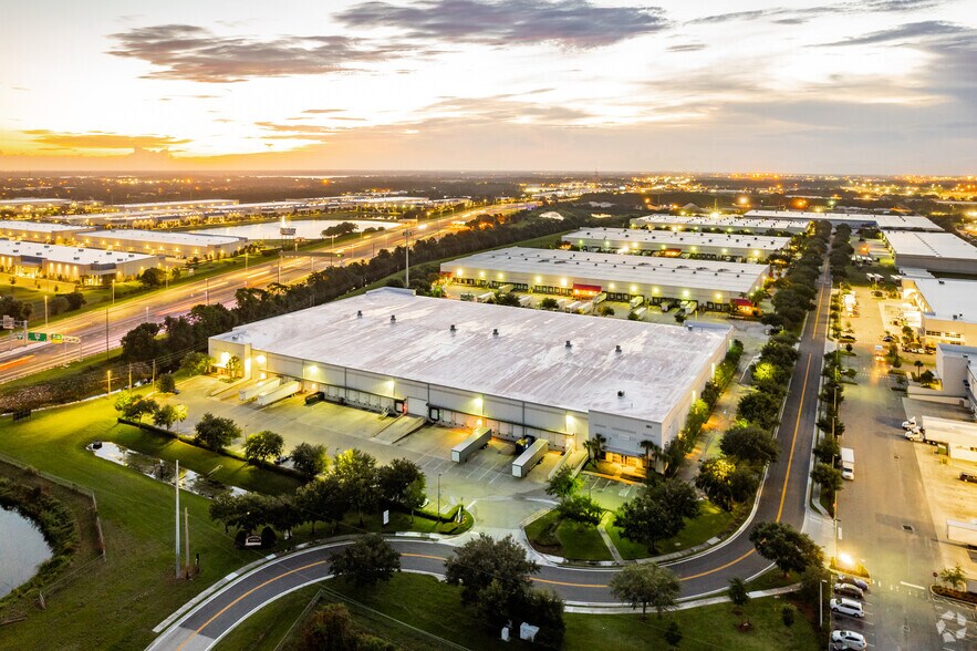 601 Gills Dr, Orlando, FL à louer - Aérien - Image 3 de 8