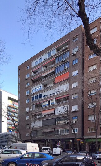 Plus de détails pour Commerce de détail à louer