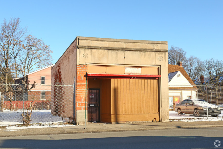 16200-16210 Schoolcraft St, Detroit, MI à vendre - Photo principale - Image 1 de 1