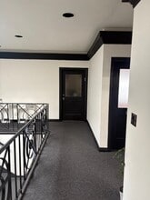 7956-7958 Beverly Blvd, Los Angeles, CA for lease Interior Photo- Image 2 of 6