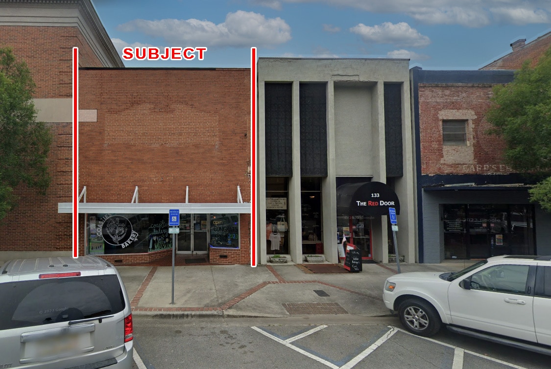 135 S Wayne St, Milledgeville, GA à vendre Photo du bâtiment- Image 1 de 11