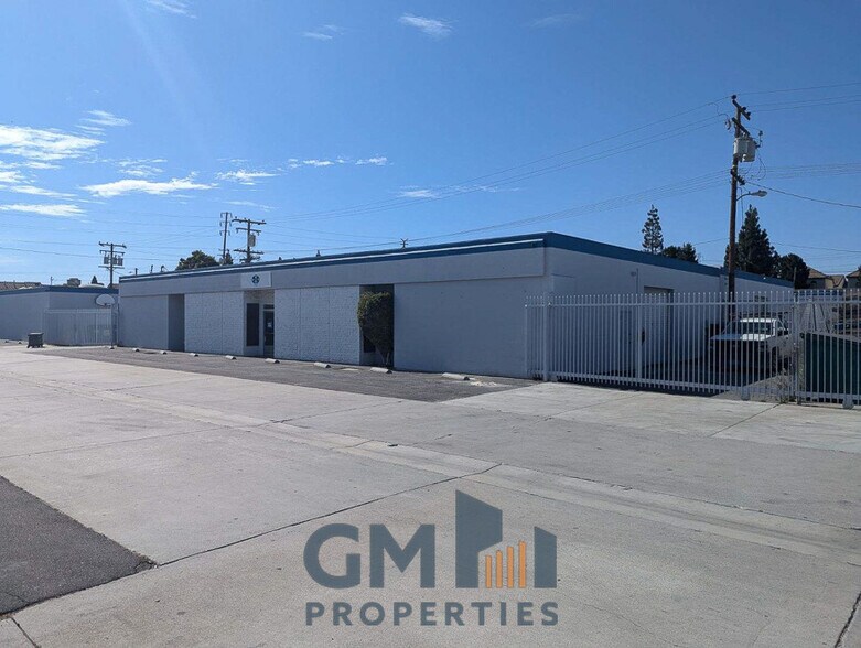 15114-15142 Downey Ave, Paramount, CA à louer - Photo du bâtiment - Image 1 de 3
