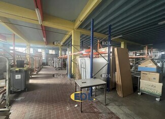 Plus de détails pour Local d'activités, Industriel à louer