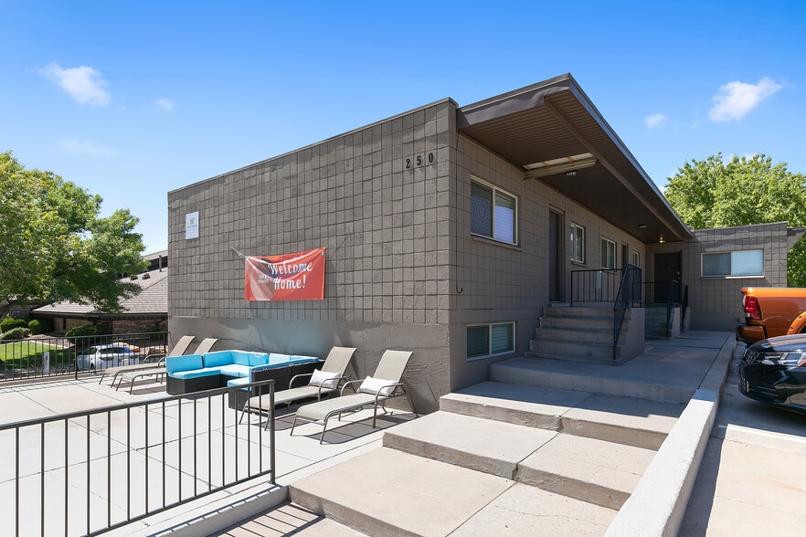 244-250 S 700 E, Saint George, UT for sale - Building Photo - Image 2 of 6