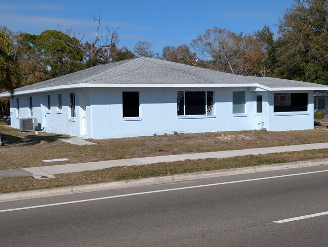More details for 4800 Manatee Ave, Bradenton, FL - Retail for Sale