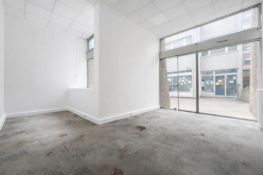 121-127 Avenue d'Italie, Paris for lease - Building Photo - Image 2 of 5