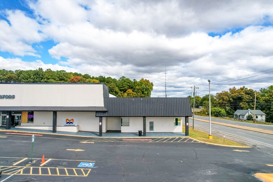 295 E 22nd St, Kannapolis, NC à louer - Photo du bâtiment - Image 3 de 5