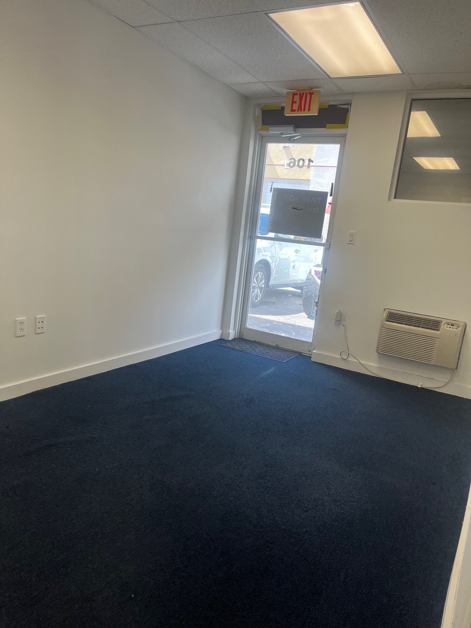 14252 SW 140th St, Miami, FL à louer Photo intérieure- Image 1 de 4