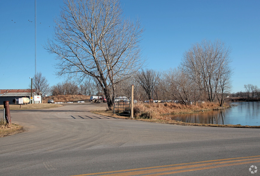 xxx 55 Hwy W, Buffalo, MN for sale - Primary Photo - Image 1 of 1