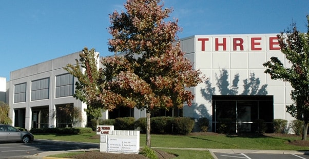 3 Terri Ln, Burlington, NJ for lease - Building Photo - Image 2 of 8