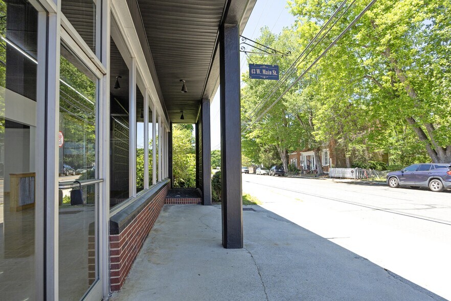 43 Main W St, Yanceyville, NC à vendre - Photo du bâtiment - Image 3 de 43