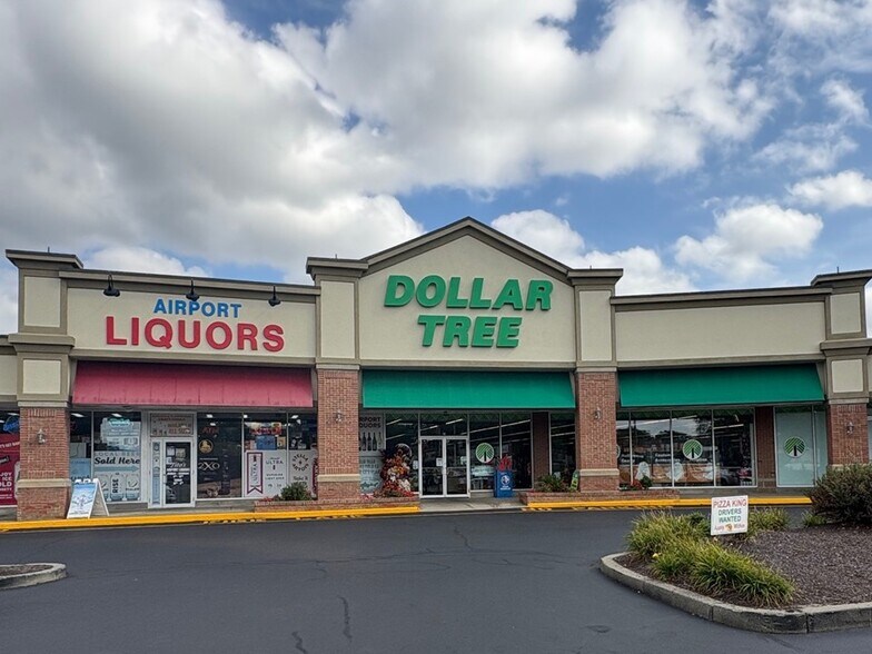 1800 Post Rd, Warwick, RI à louer - Photo du bâtiment - Image 3 de 6