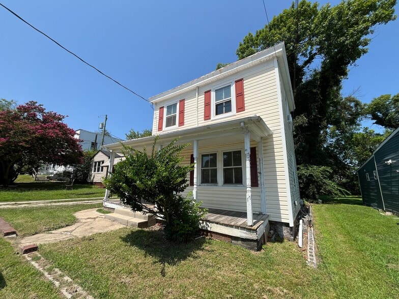 927 Farmer St, Petersburg, VA for sale - Building Photo - Image 2 of 14