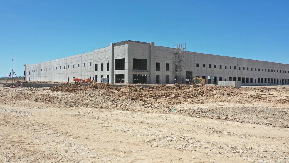 2100 N 700 W, Spanish Fork, UT à louer - Photo du bâtiment - Image 3 de 6