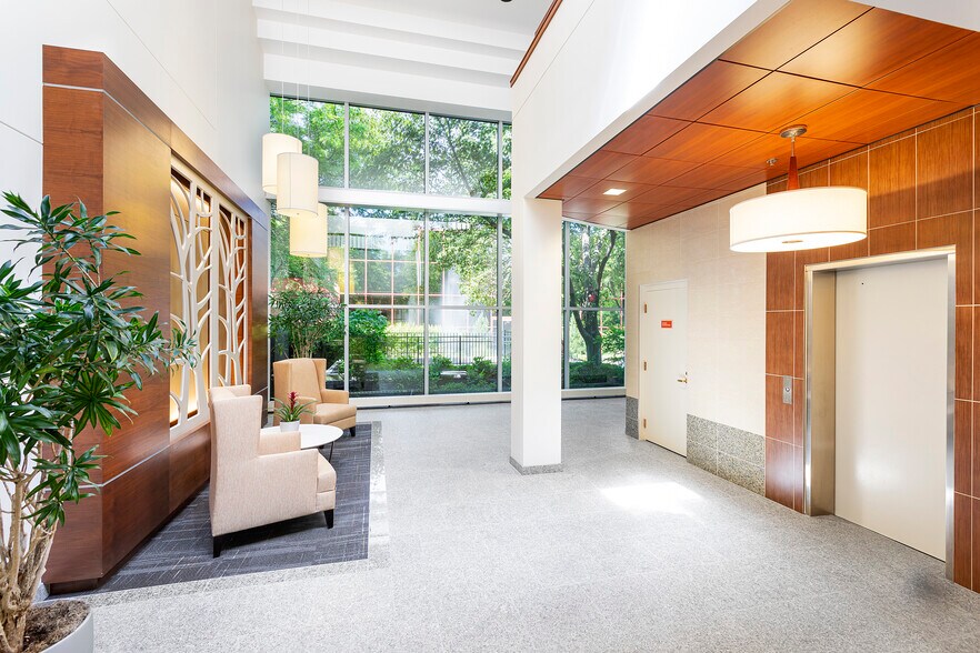 11 Trafalgar Sq, Nashua, NH à louer - Photo intérieure - Image 3 de 10